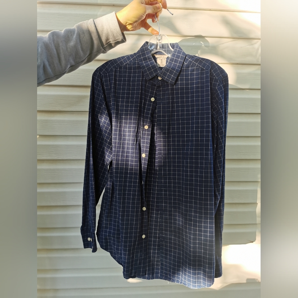 3/10$ Tristan Men's Blue Checkered Button Down Shirt